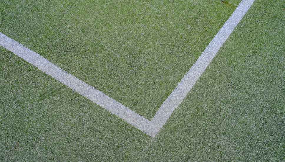 pasto sintético para canchas de fútbol